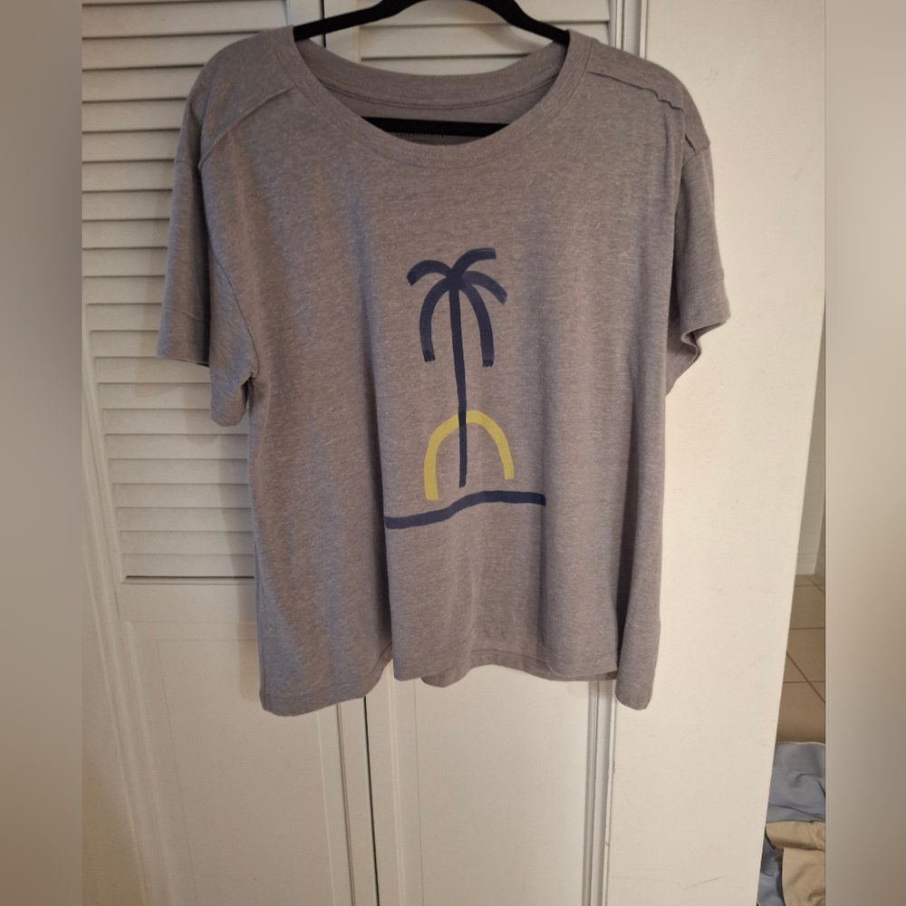 Anthropologie Gray Tee with Navy Palm and Yellow Accent